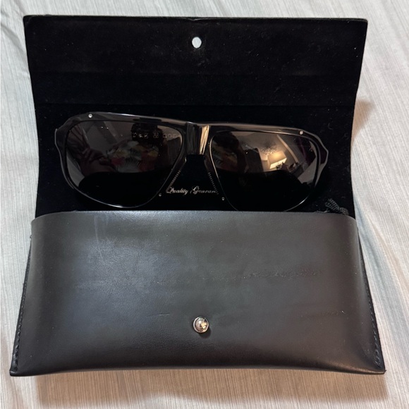Authentic Rag and Bone Sunglass with case